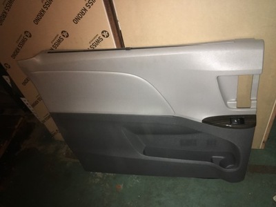 Обшивка двері toyota sienna фото №1