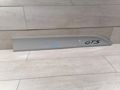 Macan молдинг дверь правый перед 95b837890 фото №1