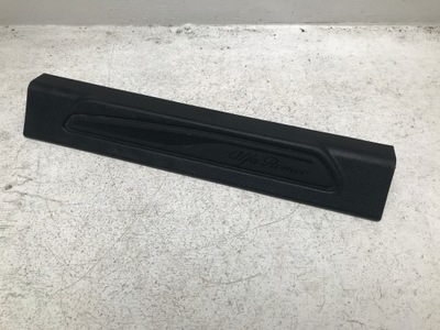 Alfa romeo giulia защита порог накладка левая молдинг 156107575 фото №1