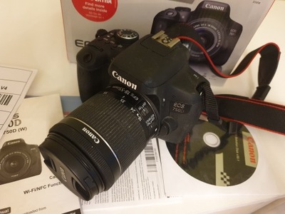 Lustrzanka Canon EOS 750D Korpus + Obiektyw 18-55