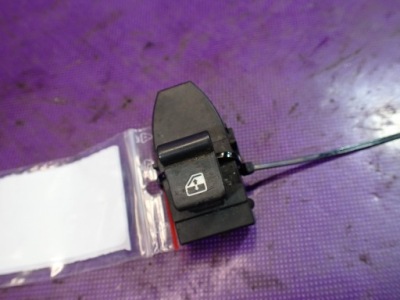 Alfa romeo 159 05-11 перемикач вікон 4 pin фото №1