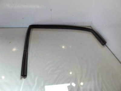 Aveo t250 sedan прокладка двері лівий задня фото №1