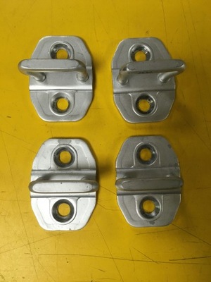 Засов дверь перед задняя mercedes w176 infiniti q30 фото №1