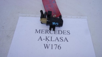 Клапан вакуумa mercedes w176 a0101531328 фото №1