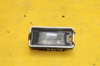 Лампа освещение номерного знака altea 5p0943021 фото №1