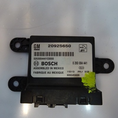 Opel astra j модуль pdc 20925650 фото №1