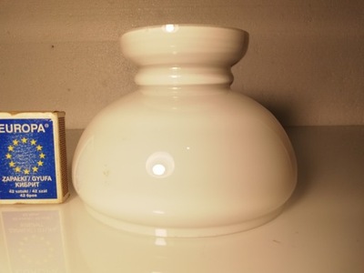 klosz do lampy naftowej lub elektrycznej średnica montażowa 13 cm