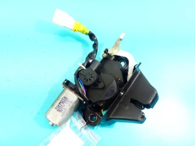 Замок крышки задняя 64650-50020 lexus gs iii 05-12 фото №1