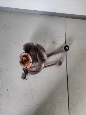 Bmw f20 n13 ступица поворотный кулак рычаги правый перед фото №1