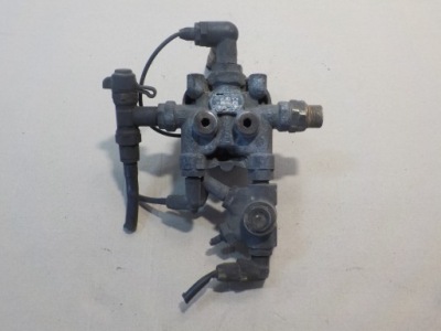 Клапан czterodrożny volvo fl 10 3124013 фото №1