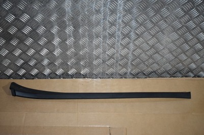 Молдинг стекло передней левая mercedes w214 1 фото №1