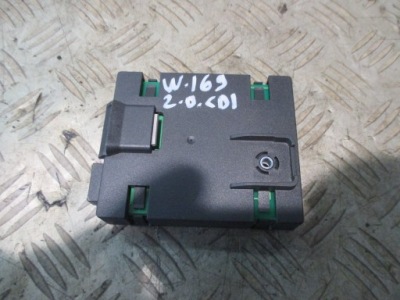 Модуль усилитель антенны mercedes w169 a1698200475 фото №1