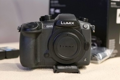 Panasonic Lumix GH5 body