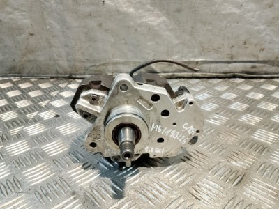 Насос впрыскная renault master ii 2 2.2 dci 07525345 фото №1