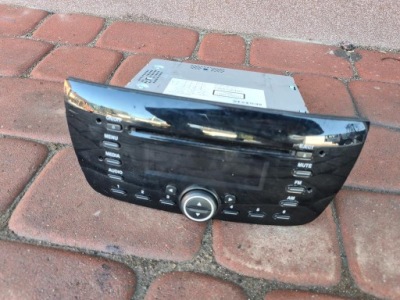 Радио box кузов opel combo d 7355726400 фото №1