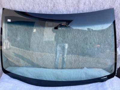 Стекло передняя toyota avalon sedan датчик po 2005- фото №1