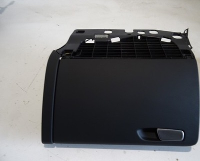 Audi a4 a5 бардачок пассажира фото №1