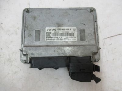 Блок керування двигуна volkswagen оригінальний номер 03e906023b фото №1
