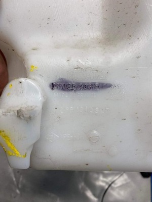 Бак омивача master iii 289100406r фото №1