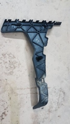 Правый направляющая бампера задняя audi a6 c7 8r0807454 фото №1