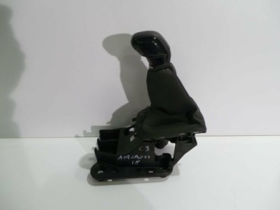 Citroen c3 aircross 2018 1.2 домкрат ручка чехол фото №1