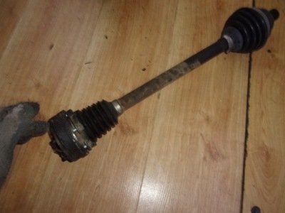 Vw golf v plus привідний вал ліва короткий 1.4 16v фото №1