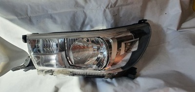 Toyota hilux viii 21r лампа левый перед фото №1