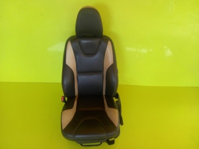 Сидіння лівий обшивка шкіра підігріваємий volvo xc60 12r фото №1