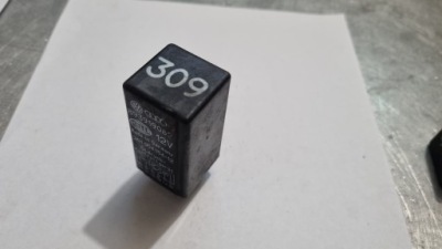 Реле 309 audi a6 c5 893919082 фото №1