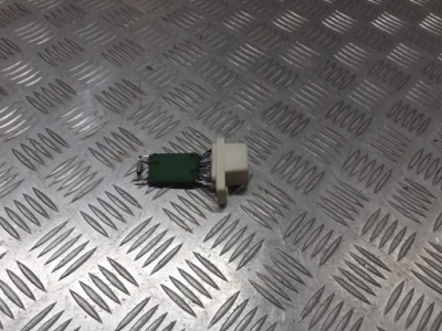 Резистор резистор вентилятор ford fiesta mk6 1.3 фото №1