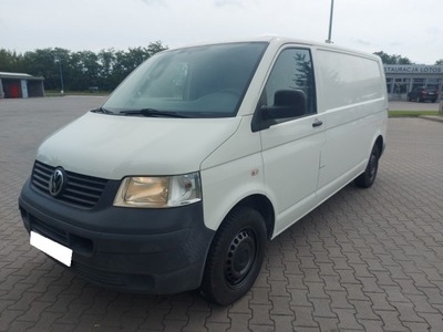 VOLKSWAGEN T5 ROK 2009