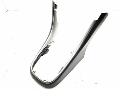 Chevrolet trax 2013 рамка важіль перемикання передач фото №1