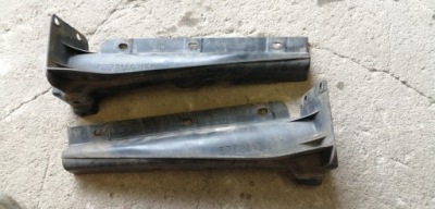 Subaru legacy iv напрямна бампера задня 57731ag150 фото №1