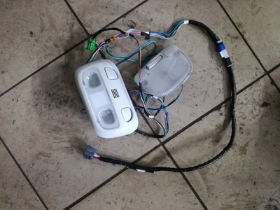 Subaru xv impreza лампа стельовий освітлення фото №1