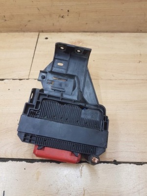 Коробка модуль запобіжників citroen c5 iii 2.7hdi фото №1