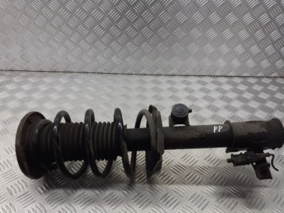 Opel vectra c амортизатор правий перед 13254162 фото №1