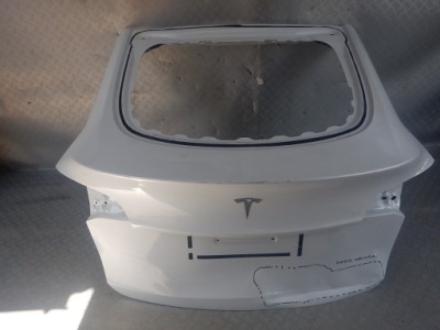Tesla model y крышка багажника задний  задняя оригинал фото №1