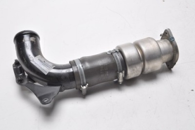 Volvo s40 ii v50 c30 c70 1.6 d2 114km труба интеркулер av61-6c760-ac фото №1