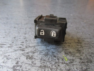 SWITCH LOCK CENTRAL TOYOTA PRIUS III 931  