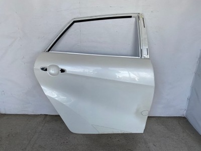 Toyota mirai i 2014r- двері праве задні фото №1