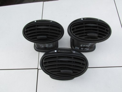 Решётка обдув средняя focus mk1 1998- 2004 фото №1