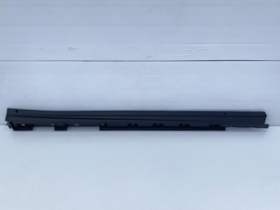 Toyota rav-4 v молдинг порог правая 2018-2026 фото №1