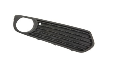 Решітка радіатора w бампері права bmw 1 f20 , 08.2011- фото №1