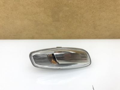 Citroen c4 ii поворотник зеркало фото №1