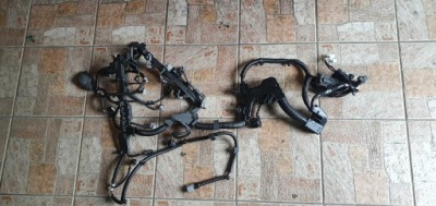 Toyota chr электропроводка двигателя 82121-f4460 фото №1