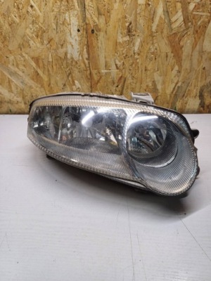 Лампа права перед eu 0301186204 alfa romeo 147 фото №1