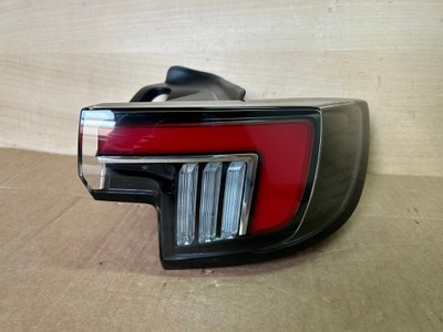 Opel mokka b лампа права задня задня led 9833721980 фото №1