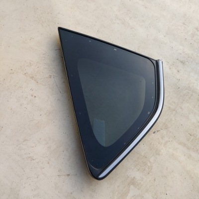 Скло кузовна задня права toyota rav4 13- nowa фото №1