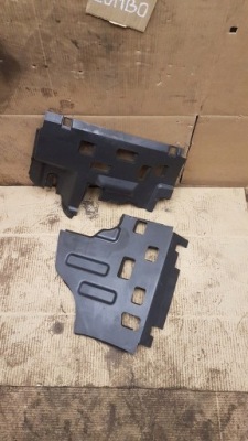 Пластик накладка под консоль пара opel combo c фото №1