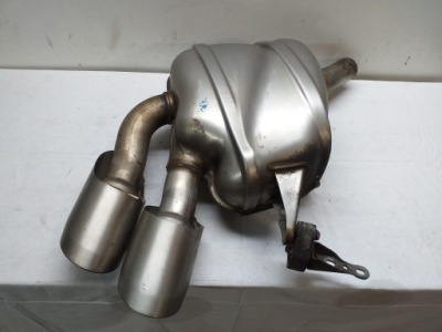 Porsche macan 95b гасник кінцевий фото №1